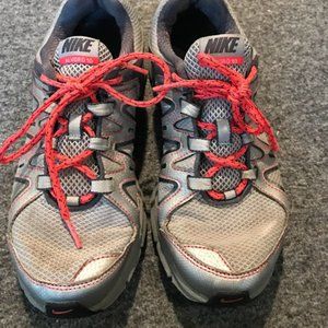 Nike Women’s Air Alvord 10 512038-002 Gray Running Shoes Lace Up Size 7.5